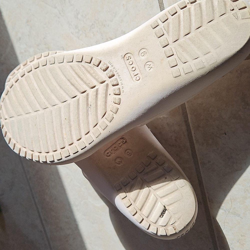 CROCS Women's Barely Pink Kadee II Strappy Sandals Sz. 9 - Picture 5 of 5